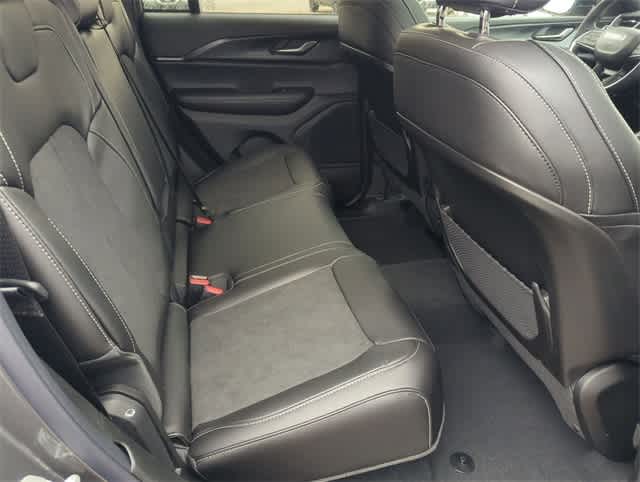 Thumbnail: 2025 Jeep Grand Cherokee - 20