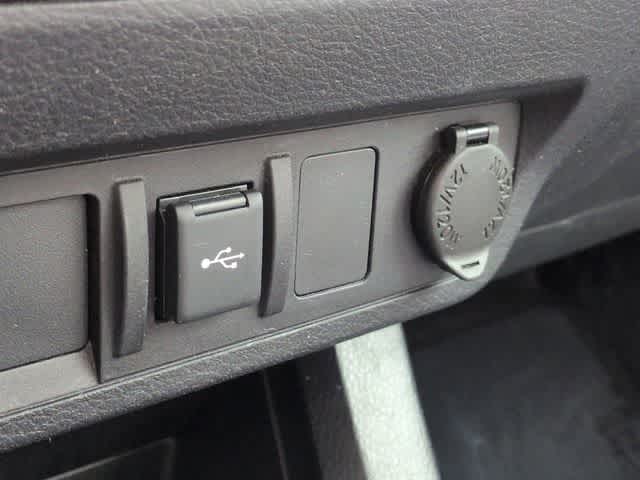 Thumbnail: 2021 Toyota Tacoma - 29