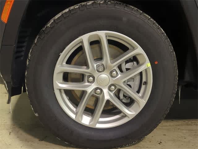 Thumbnail: 2025 Jeep Grand Cherokee L - 14