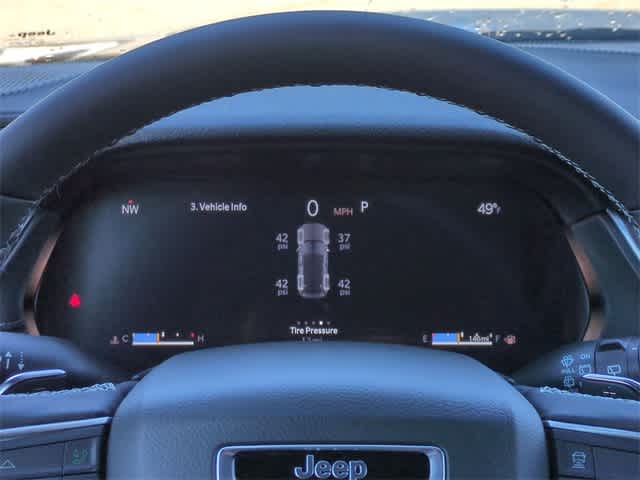 Thumbnail: 2025 Jeep Grand Cherokee - 33