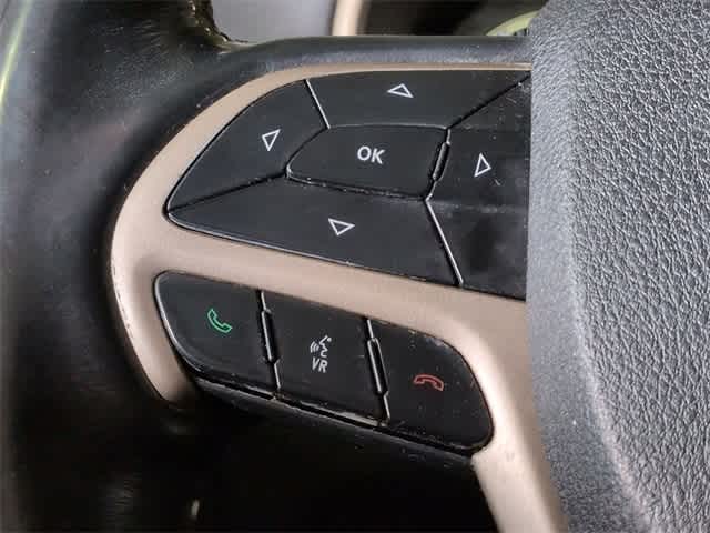 Thumbnail: 2018 Jeep Cherokee - 23