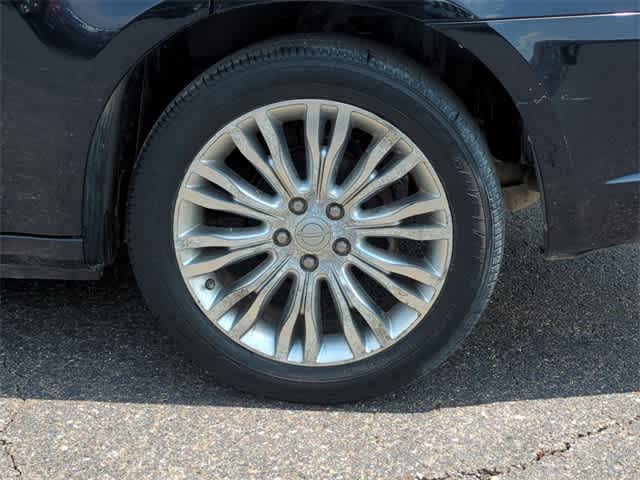 Thumbnail: 2012 Chrysler 200 - 14