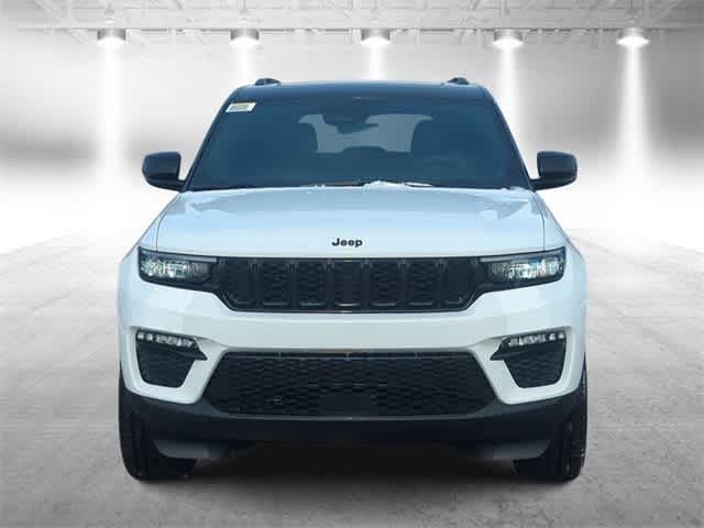 Thumbnail: 2025 Jeep Grand Cherokee - 3