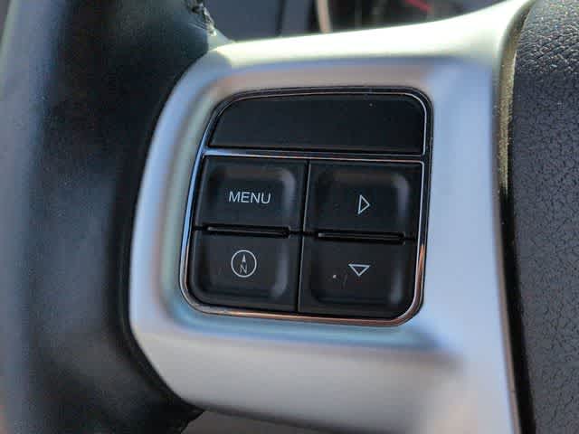 Thumbnail: 2013 Chrysler 200 - 22