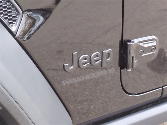 Thumbnail: 2025 Jeep Wrangler - 12