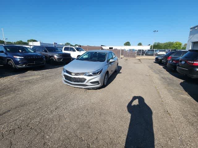 Used 2016 Chevrolet Cruze LT with VIN 1G1BE5SM7G7277231 for sale in Garden City, MI