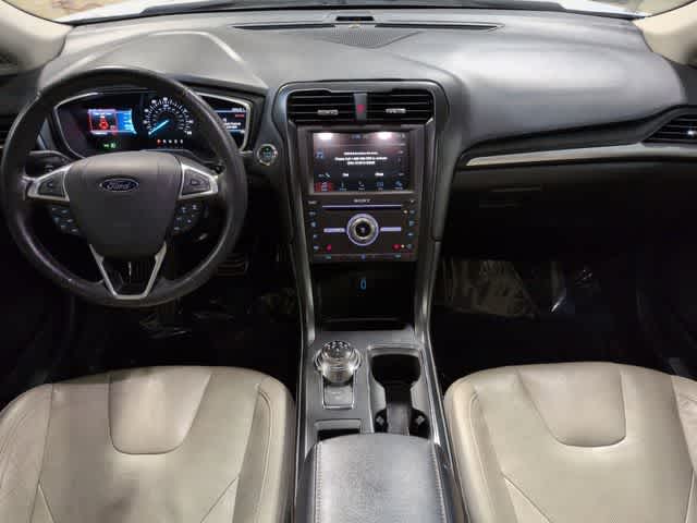 Thumbnail: 2017 Ford Fusion - 14