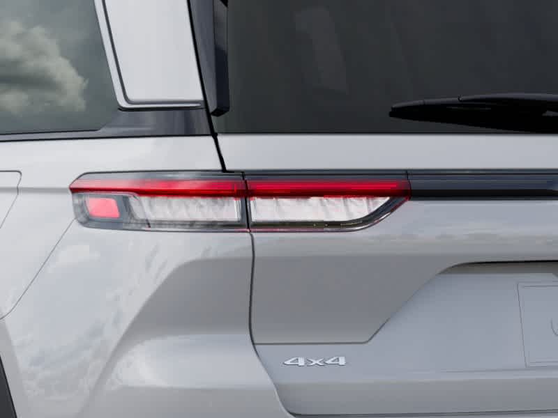 Thumbnail: 2026 Jeep Grand Cherokee - 9