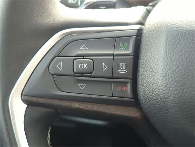 Thumbnail: 2025 Jeep Grand Cherokee - 25