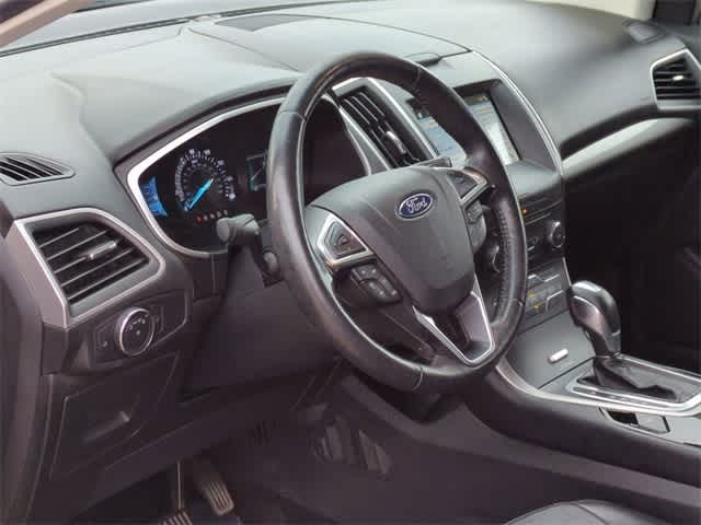 Thumbnail: 2016 Ford Edge - 10