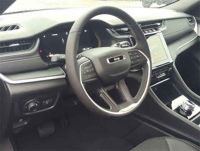 Thumbnail: 2025 Jeep Grand Cherokee - 10