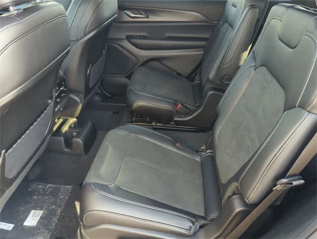 Thumbnail: 2025 Jeep Grand Cherokee L - 20