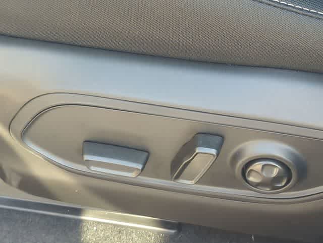 Thumbnail: 2025 Jeep Grand Cherokee - 17