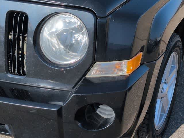 Thumbnail: 2010 Jeep Patriot - 11