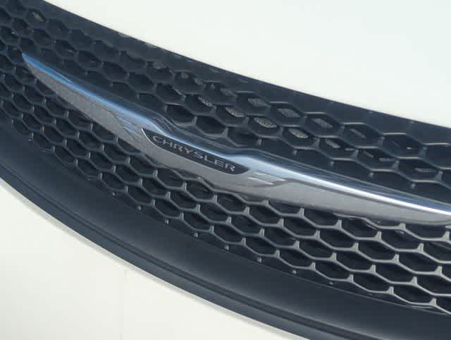 Thumbnail: 2026 Chrysler Voyager - 12