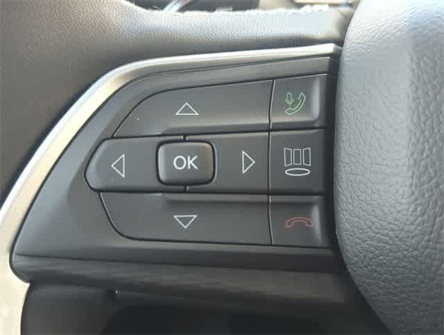 Thumbnail: 2025 Jeep Grand Cherokee - 25