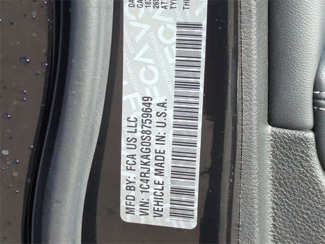 Thumbnail: 2025 Jeep Grand Cherokee L - 38