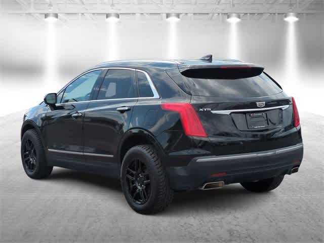 Thumbnail: 2017 Cadillac XT5 - 6