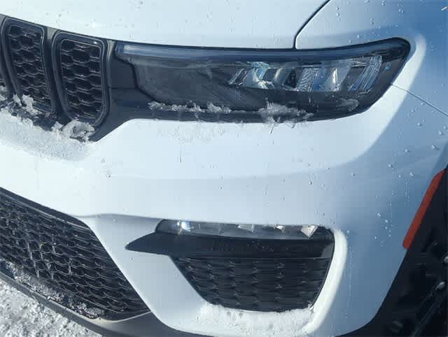 Thumbnail: 2025 Jeep Grand Cherokee - 11