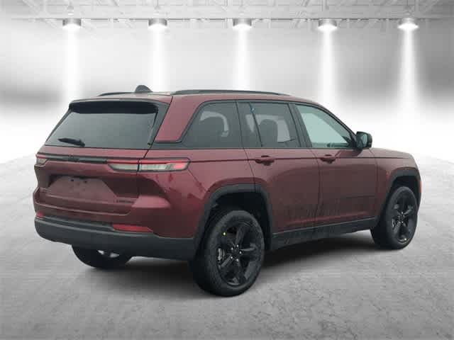 Thumbnail: 2025 Jeep Grand Cherokee - 8