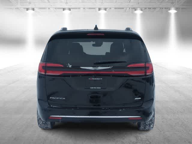 Thumbnail: 2026 Chrysler Pacifica - 7