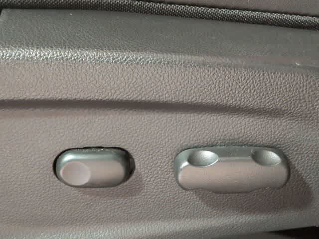 Thumbnail: 2020 Buick Encore - 16