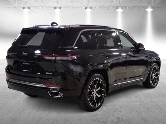 Thumbnail: 2023 Jeep Grand Cherokee - 8