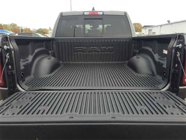 Thumbnail: 2026 RAM 1500 - 36