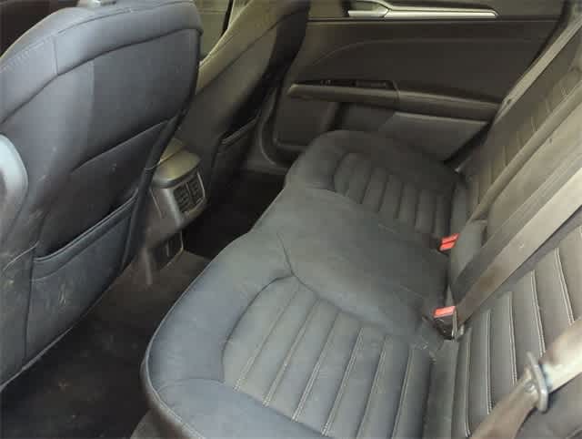 Thumbnail: 2014 Ford Fusion - 18