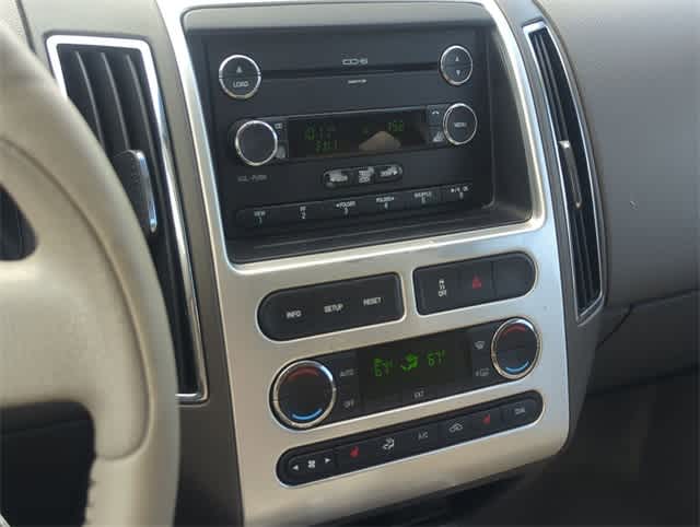 Thumbnail: 2010 Ford Edge - 27