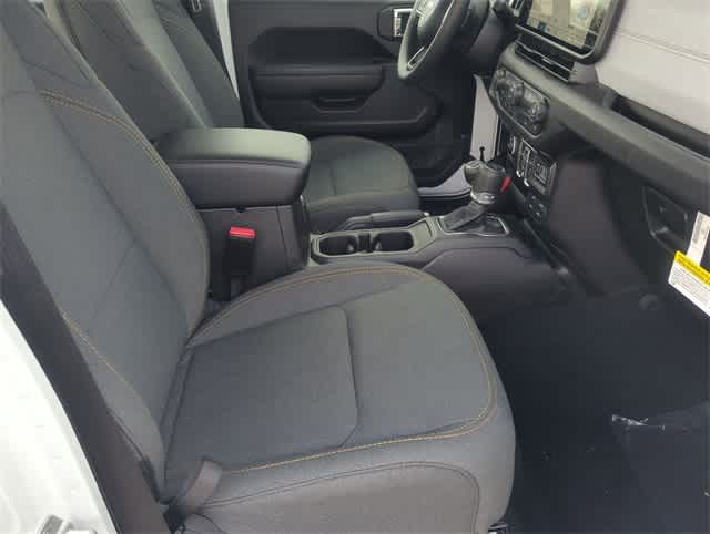 Thumbnail: 2026 Jeep Gladiator - 21