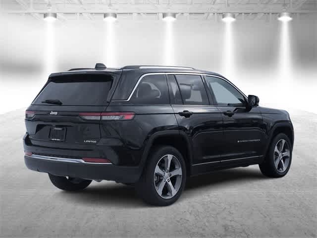 Thumbnail: 2023 Jeep Grand Cherokee - 8
