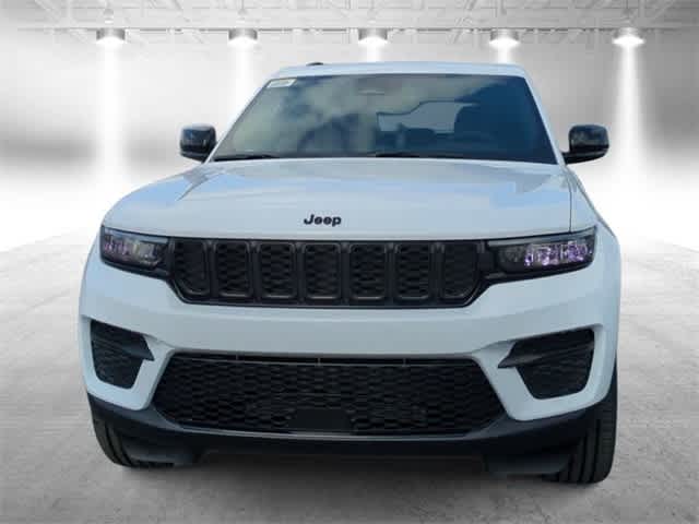 Thumbnail: 2025 Jeep Grand Cherokee - 3