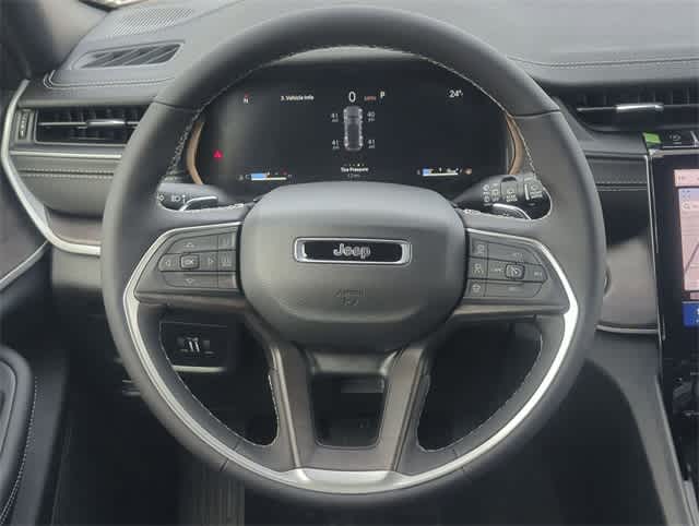 Thumbnail: 2025 Jeep Grand Cherokee - 24