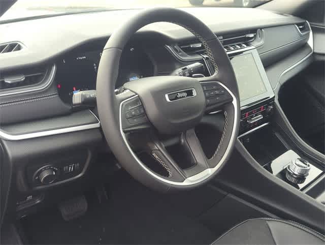 Thumbnail: 2025 Jeep Grand Cherokee - 10