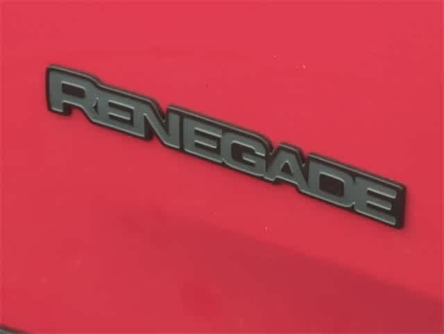 Thumbnail: 2017 Jeep Renegade - 13