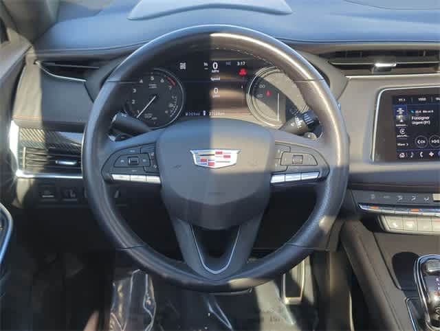 Thumbnail: 2023 Cadillac XT4 - 24