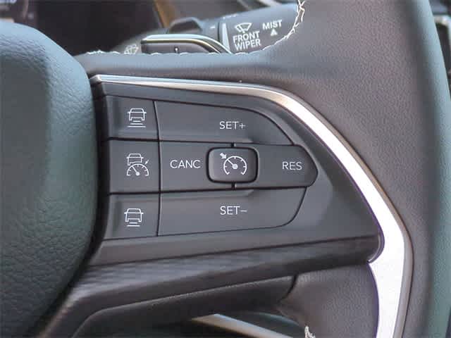 Thumbnail: 2025 Jeep Grand Cherokee - 26