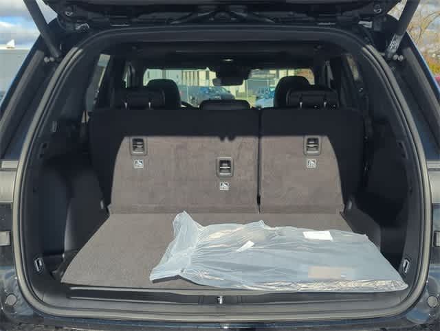 Thumbnail: 2025 Jeep Grand Cherokee - 35