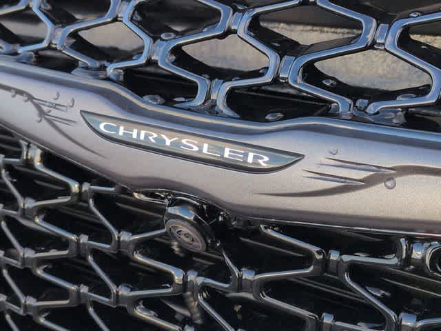 Thumbnail: 2026 Chrysler Pacifica - 12