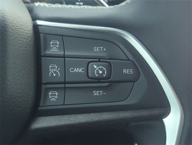 Thumbnail: 2025 Jeep Grand Cherokee - 17