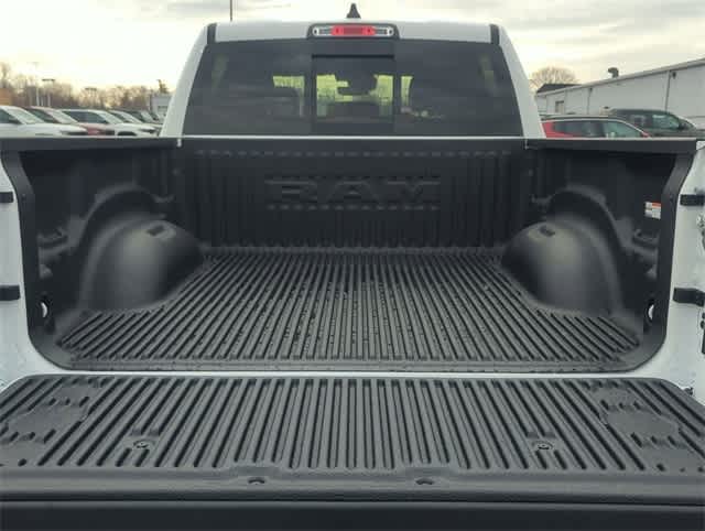 Thumbnail: 2026 RAM 1500 - 35