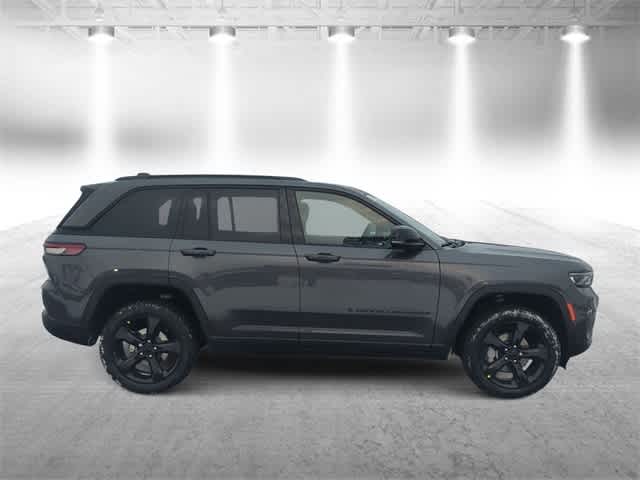 Thumbnail: 2025 Jeep Grand Cherokee - 9