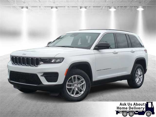 2025 Jeep Grand Cherokee Laredo -
                  Garden City, MI
