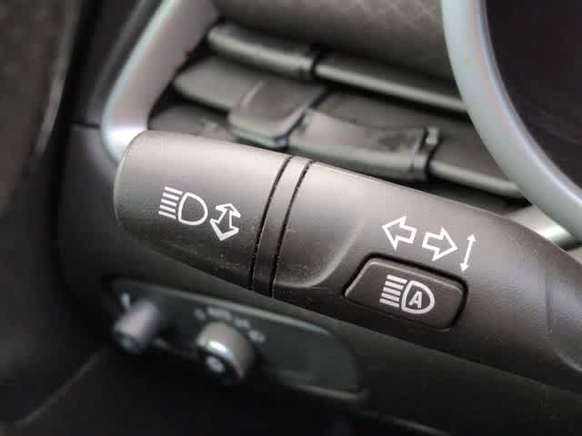 Thumbnail: 2023 Chevrolet Malibu - 26