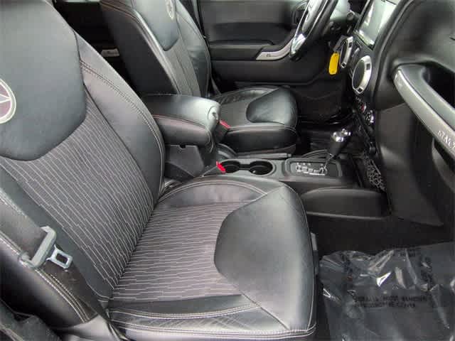 Thumbnail: 2014 Jeep Wrangler - 20