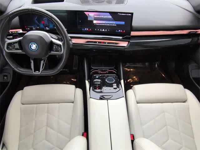 Thumbnail: 2025 BMW i5 - 15