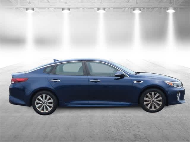 Thumbnail: 2018 Kia Optima - 9