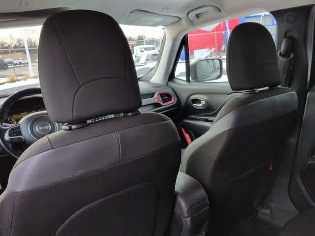 Thumbnail: 2019 Jeep Renegade - 19