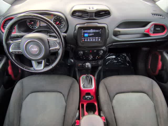 Thumbnail: 2019 Jeep Renegade - 16